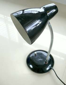 SMALL RETRO DESK LAMP,Pls see all pics etc