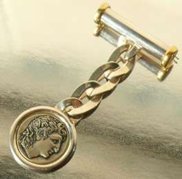 GORGEOUS  BROOCHE,STERLING 13,21 gr.GREEK HEAD-COIN ON BOLD LINKS,