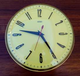 RETRO " METAMEC" ENGLISH ELECTRIC WALLCLOCK. EXC.WORKING CONDITION