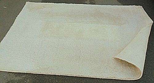 STUNNING WOOLEN VINTAGE CARPET "FLOKATI" . 240 x 170 cm.Please read