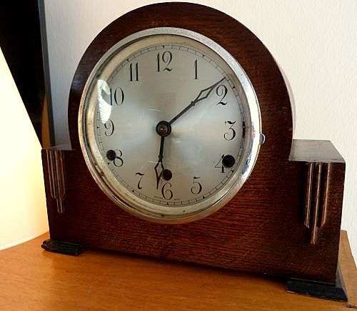 ART DECO CLOCK, BRITISH,WORKING PERFECTLY. CHIMES QUARTERLY. PLS SEE PICS