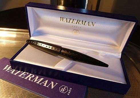 WATERMAN, PARIS. FOUNTAIN PEN IN ORIGINAL CASE WITH LEAFLET