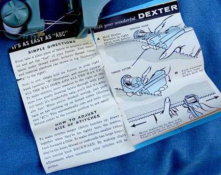 MINI VINTAGE DEXTER HAND SEWING MACHINE