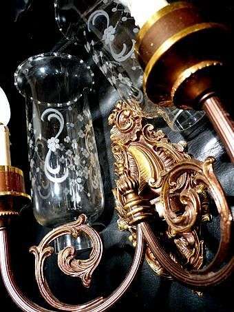 VINTAGE DOUBLE WALL BRASS LIGHT WITH DECORATED GLASS SHADES