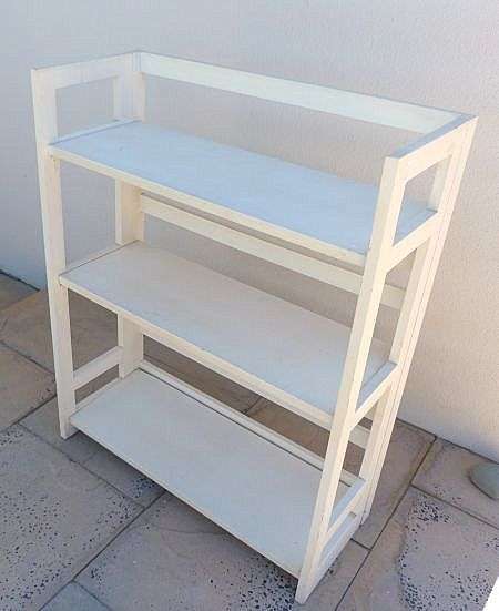 VINTAGE WOODEN FOLD UP SHELF