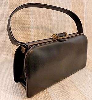 BLACK ART DECO GENUINE LEATHER HANDBAG, MINT INSIDE.CLASSY!