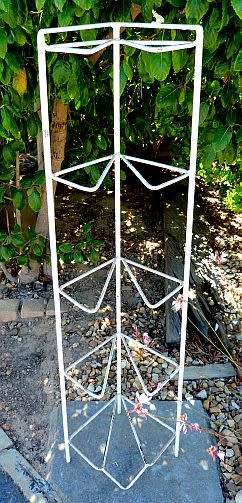 VINTAGE POTSTAND, USE FOR POTS OR AS A SHELF
