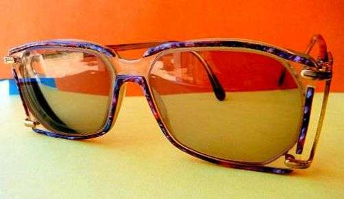 VINTAGE LADIES GLASSES / FRAME.