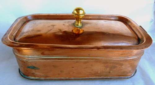 OLD COPPER PAN WITH LID. PLS READ