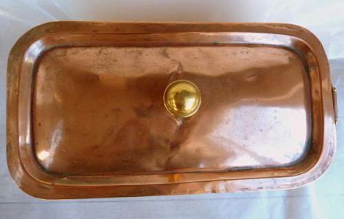 OLD COPPER PAN WITH LID. PLS READ