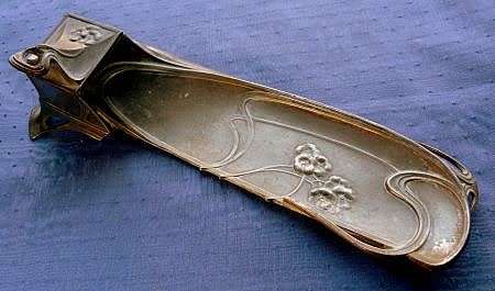 OUTSTANDING PIECE! ART NOUVEAU TRAY / HOLDER