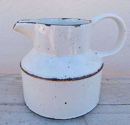 ENGLISH VINTAGE JUG, EXCELLENT CONDITION