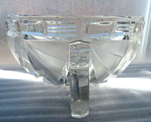 ARD DECO GLASS BOWL ON FEET, BEAUTIFUL PIECE