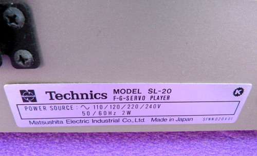 "TECHNICS " TURNTABLE. SL-20. F-G-SERVO. FOR VINYLS