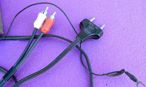 "TECHNICS " TURNTABLE. SL-20. F-G-SERVO. FOR VINYLS