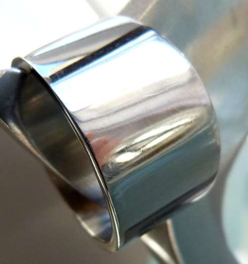 STYLISH CHUNKY RING, ALSO FOR POINTFINGER ITS LOOKING GREAT, SIZE Y. WIDTH 1,5 cm! IMPRESSIVE