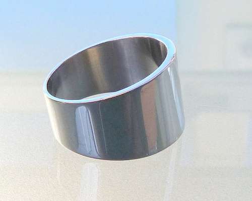 STYLISH CHUNKY RING, ALSO FOR POINTFINGER ITS LOOKING GREAT, SIZE Y. WIDTH 1,5 cm! IMPRESSIVE