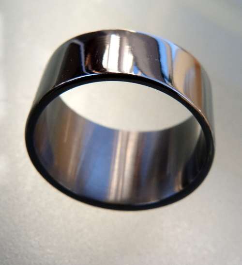 STYLISH CHUNKY RING, ALSO FOR POINTFINGER ITS LOOKING GREAT, SIZE Y. WIDTH 1,5 cm! IMPRESSIVE