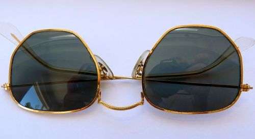 RARE VINTAGE HEXAGONAL RAY BAN GLASSES IN CASE