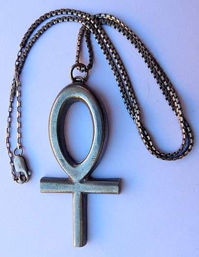 JORGON JENSEN. CROSS ON CHAIN, SCANDINAVIAN DESIGN, IMPRESSIVE!