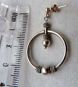 OUTSTANDING VINTAGE SOLID STERLING EARRINGS