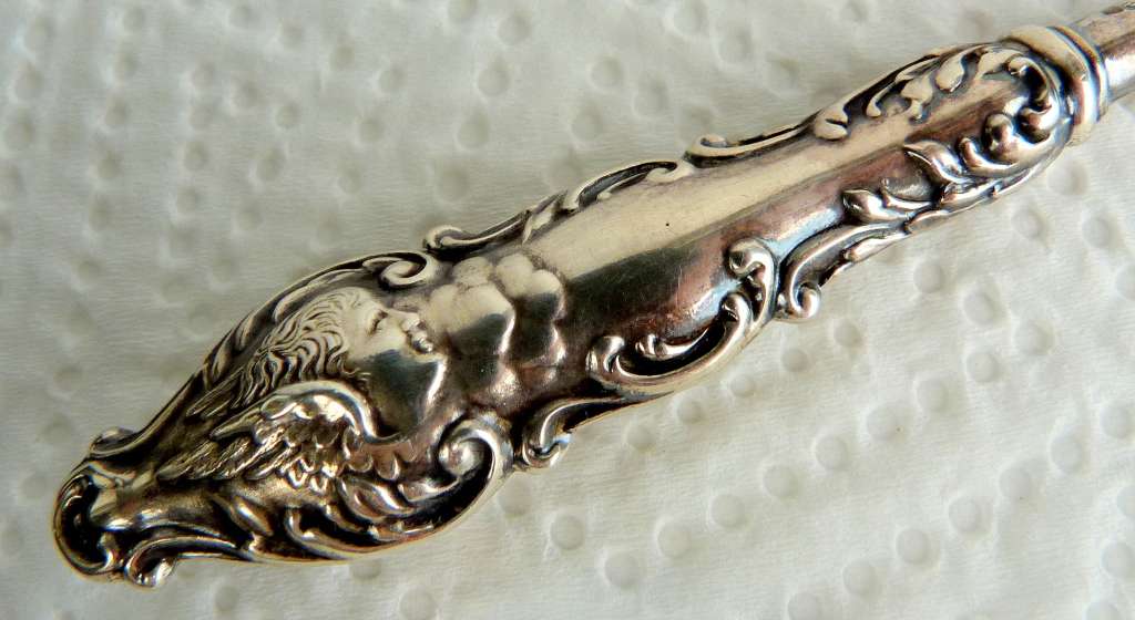 ANTIQUE NAIL FILE. SILVER