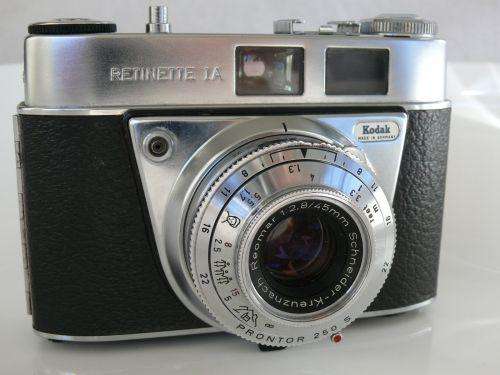 CAMERA KODAK "RETINETT IA" WITH SCHNEIDER-KREUZNACH REOMAR 2,8/45MM ,MADE IN GERMANY