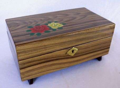 vintage jewellery music box (working)