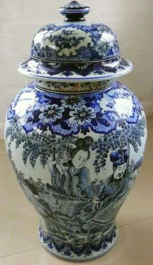 PORCELAIN VASE WITH LID (GINGER JAR ),PORTUGESE 1949,PLEASE NOTE...