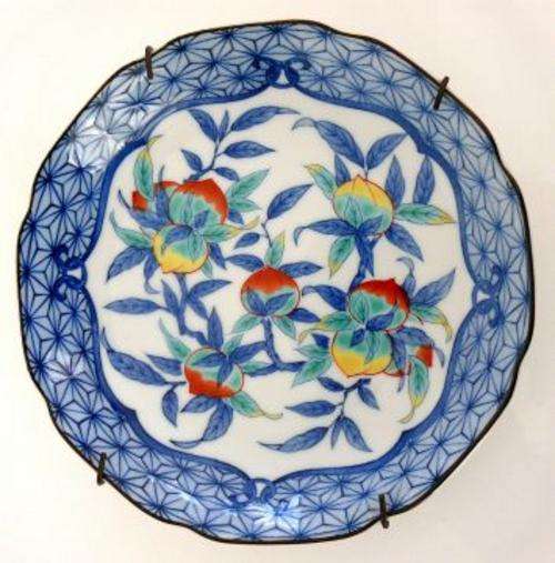 HANDPAINTED PORCELAIN (WALL) PLATE (R 250 ) Postage R 40