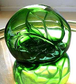GREEN GLASS "SOAP" BUBBLE PAPERWEIGHT / GLASS ORNAMENT//Pls check all pics...