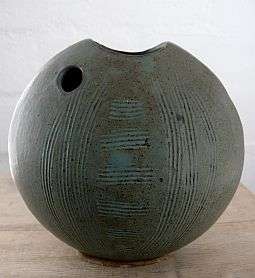 VASE FISH SHAPE,THE SALTINGS POTTERY, PENRHYNDEURAETH ENGLAND