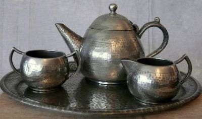 ENGLISH PEWTER 4 PIECE SET;LEICESTER;HAND HAMMERED/BURTON & SON//Pls check all pics...
