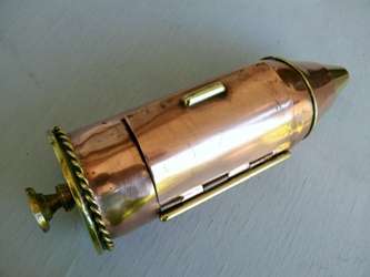 CIGARETTE DISPENSER,PRISONERS OF WAR:MADE FROM SHELL,SOLID COPPER& BRASS //Pls check pics..