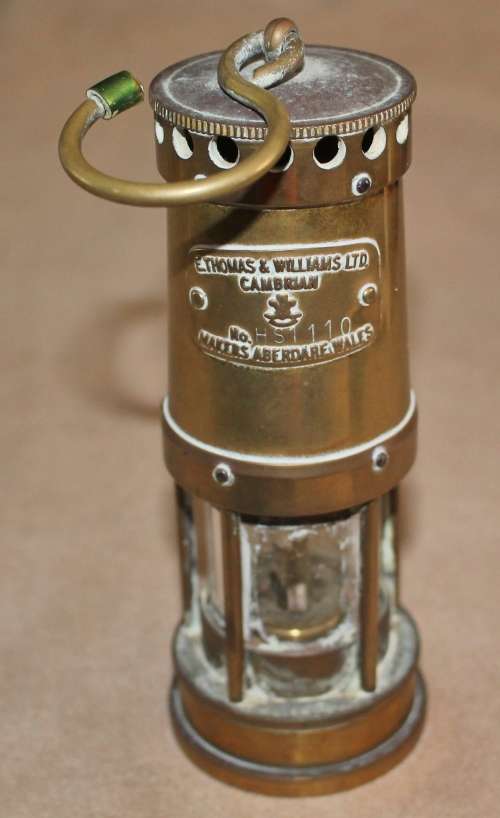 E Thomas & Williams LTD Welsh Miners Brass Lamp