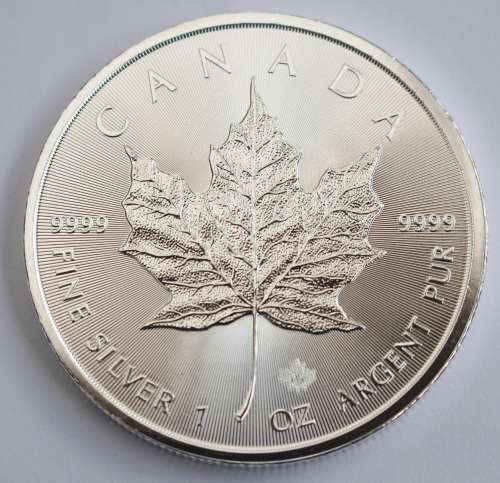 2017 Canadian Maple 1 oz Fine Silver  Brilliant Unc *5 Available* Bid per Coin