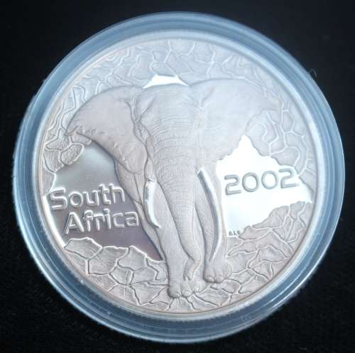 2002 Wildlife Series - The Elephant 1/2 oz Silver in SA Mint Box with COA