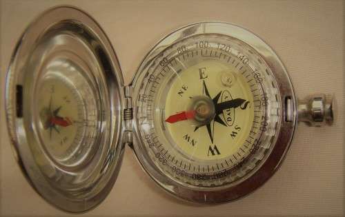 Dalvey Compass in Box