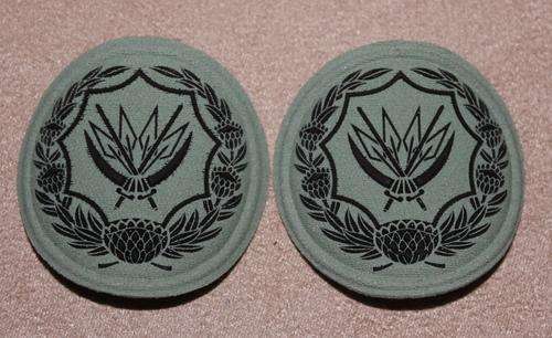 Pair of SANDF Camo 2000 Volunteer Reserve Rubberized Badges