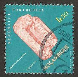 1971 MOZAMBIQUE FOSSIL AND MINERAL