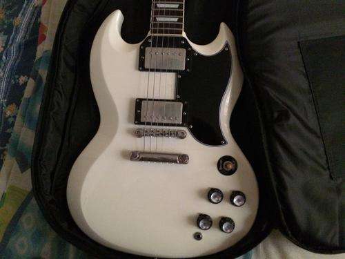 ***Tokai SG Electric Guitar Made In Japan***