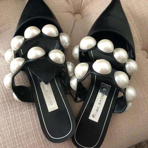 Zara Pearl Mules Size 4