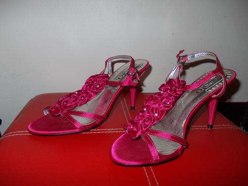 R80 Sale- Fuschia Sandal Heels