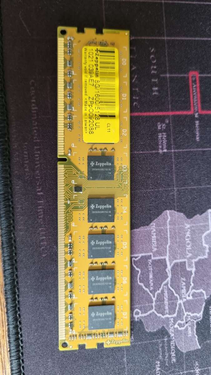 Zeppelin DDR3 8GB PC1600 512X8 16IC Desktop Memory