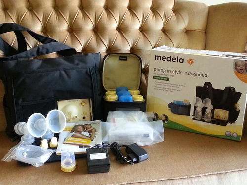 Medela Pump in Style Advanced Double Electric Breast Pump On-the-Go Tote + Accessories