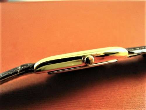 CITIZEN GENTS GOLD DATE WATCH WITH LEATHER STRAP