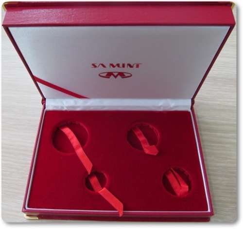 ** 2000 ** "RED BOX WITHOUT COA" FOR KRUGER RAND SET !! STARTING @ R1