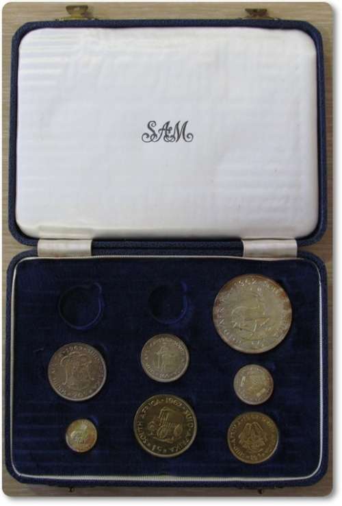 ** STUNNING ** 1962 LONG PROOF SET  "WITHOUT GOLD " !! STARTING @R1