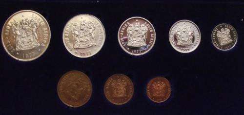 1977 SA SHORT PROOF SET IN ORIGINALSA MINT BOX.NOW STARTING @ R1!!!!!!!