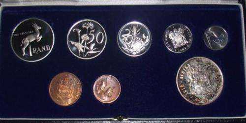 1984 SA SHORT PROOF SET 2 x R1 IN ORIGINAL SA MINT BOX.STARTING @ R1!!!!!!!